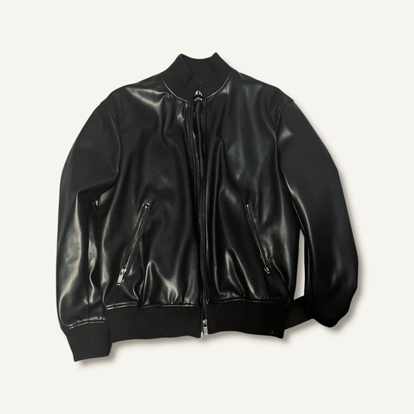 Large Leather Jacket Zara - Picture 1 of 2